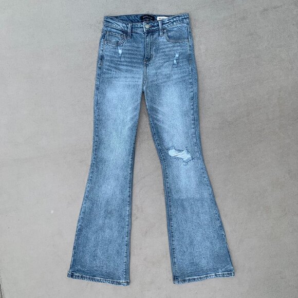 BCBGeneration Denim - BCBGeneration High Rise Flare Jeans Sz 3/26